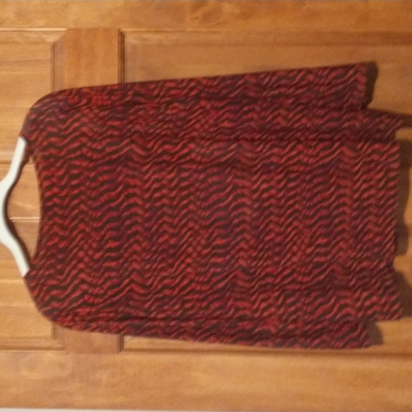 Rafaela woman's P/L scoop neck pleated blouse - Picture 9 of 10